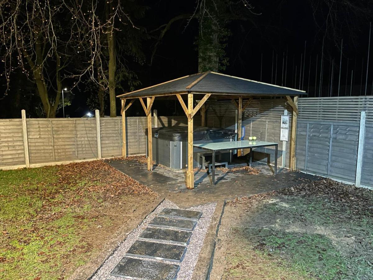 Family And Dog Friendly Luxury 3 Bed - With Hot Tub * Kirkby Thore